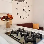 Jbs Apartment *